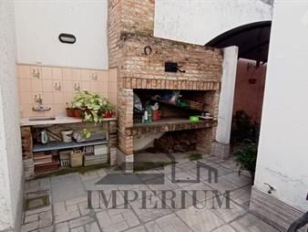 https://www.gallito.com.uy/casa-jacinto-vera-4d-parrillero-patio-garage-2-autos-inmuebles-25727006