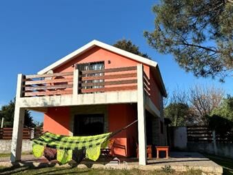 https://www.gallito.com.uy/venta-de-hermosa-casa-ubicada-en-balneario-san-luis-inmuebles-25764010
