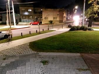 https://www.gallito.com.uy/apartamento-reciclado-de-2-dormitorios-planta-baja-inmuebles-27615937