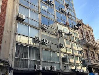 https://www.gallito.com.uy/diri-cerrito-e-ituzaingo-muy-buen-punto-en-ciudad-vieja-inmuebles-25804410