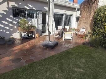 https://www.gallito.com.uy/impecable-casa-en-punta-gorda-a-3-de-rambla-y-1-de-av-rive-inmuebles-25820610