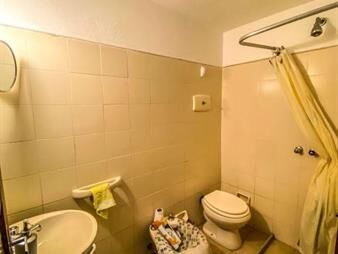 https://www.gallito.com.uy/alquiler-anual-apartamento-tipo-casa-en-punta-del-este-inmuebles-25971983