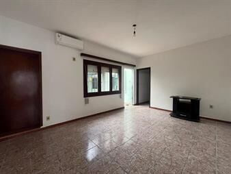 https://web5.gallito.com.uy/diri-dr-andres-lamas-y-san-martin-2-dorm-cpatio-inmuebles-25975944