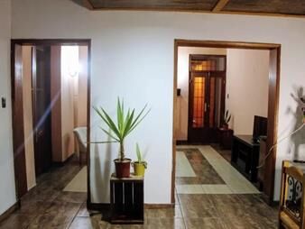 https://www.gallito.com.uy/preciosa-casa-de-3-dorm-y-local-al-frente-cordon-inmuebles-26004103