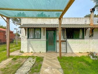 https://www.gallito.com.uy/venta-gran-casa-3-dom-con-terreno-600-m2-y-cabaña-inmuebles-26004622