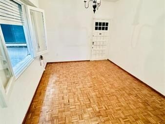 https://www.gallito.com.uy/apartamento-en-venta-2-dormitorios-en-ciudad-vieja-inmuebles-26030034