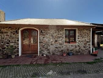 https://www.gallito.com.uy/casa-tres-dormitorios-barrio-el-general-inmuebles-26033421