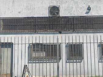 https://web5.gallito.com.uy/estupendo-galpon-en-ubicacion-privilegiada-inmuebles-26063102