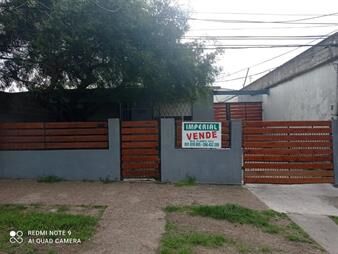 https://web5.gallito.com.uy/imperial-vendecasa-2-dorm-cochera-y-apto-al-fondo-2-dorm-inmuebles-26086096