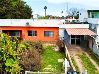 https://www.gallito.com.uy/venta-de-casa-en-camino-cibils-negocio-paso-de-la-arena-inmuebles-26089765