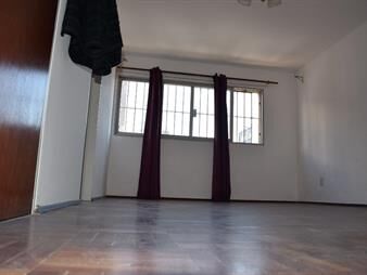 https://web5.gallito.com.uy/dueño-vende-hermoso-apto-muy-luminoso-excelente-ubicacion-inmuebles-26093841