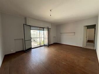 https://web5.gallito.com.uy/diri-18-de-julio-y-roxlo-amplio-2-dorm-y-servicio-inmuebles-26165885