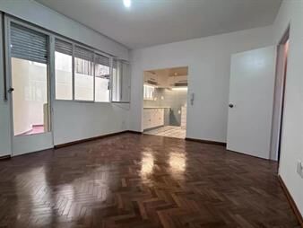 https://www.gallito.com.uy/impecable-apto-en-barrio-sur-2-dormitorios-inmuebles-26166072