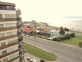 https://www.gallito.com.uy/marco-bruto-a-pasos-del-mar-3-dormitorios-y-servicio-garaje-inmuebles-26168680