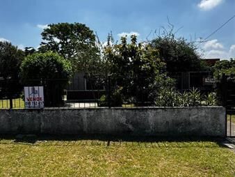 https://www.gallito.com.uy/casa-en-esquina-ampliojardin-parrillero-a-100m-belloni-inmuebles-26144478
