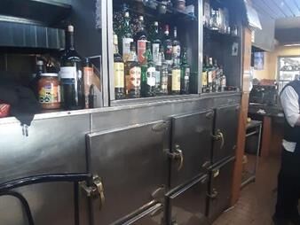 https://web5.gallito.com.uy/susena-inversiones-vende-restaurante-roy-inmuebles-26204095