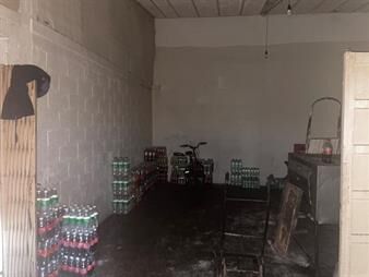 https://www.gallito.com.uy/susena-inversiones-vende-bar-caballero-inmuebles-26212676