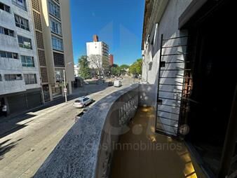 https://web5.gallito.com.uy/casa-en-ph-de-2-dormitorios-terrazas-y-barbacoa-inmuebles-26326118