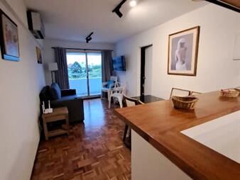 https://web5.gallito.com.uy/pocitos-ftetza-lcom-1dorm-aa-2tv-wifiuss990t09963397-inmuebles-27690852