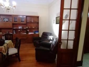 https://web5.gallito.com.uy/impecable-apto-en-el-centro-2-dormitorios-inmuebles-26326861