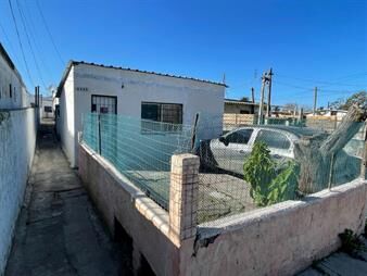 https://web5.gallito.com.uy/dos-casas-y-7-apartamentos-belloni-casi-ruta-perimetral102-inmuebles-26332775