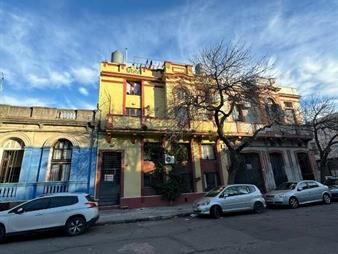 https://www.gallito.com.uy/se-vende-con-renta-edificio-8-unidades-duplex-inmuebles-26448372