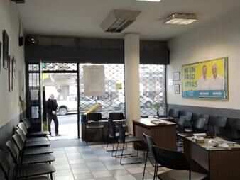 https://www.gallito.com.uy/venta-local-con-renta-centro-inmuebles-26453186