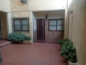 https://web5.gallito.com.uy/imperial-alquila-apartamento-tipo-casita-dos-dormitorios-inmuebles-26122049
