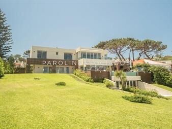 https://web5.gallito.com.uy/venta-de-casa-4-dormitorios-punta-ballena-punta-del-este-inmuebles-16906046