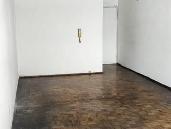 https://web5.gallito.com.uy/escritorio-en-el-centro-a-la-venta-inmuebles-26597688