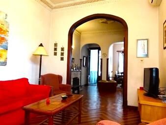 https://www.gallito.com.uy/vendo-casa-en-punta-carretas-4-dormitorios-2-baños-garaje-inmuebles-26755985