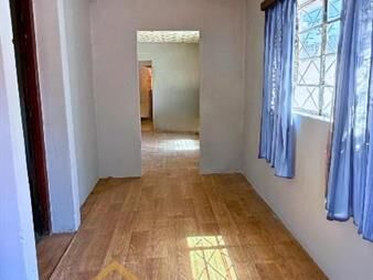https://web5.gallito.com.uy/excelente-oportunidad-2-casas-independientes-inmuebles-26864171