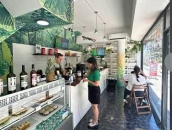 https://www.gallito.com.uy/susena-inversiones-vende-cafeteria-rusa-inmuebles-26864270