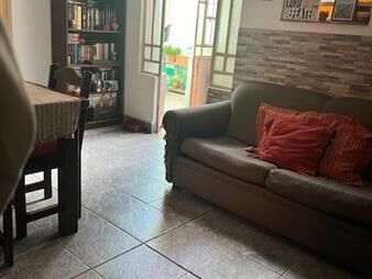https://web5.gallito.com.uy/casa-al-frente-a-1-cuadra-de-agraciada-inmuebles-27581840