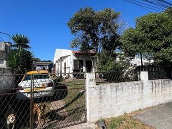 https://web5.gallito.com.uy/debali-casi-puntas-de-soto-casa-y-local-o-galpon-inmuebles-26882708