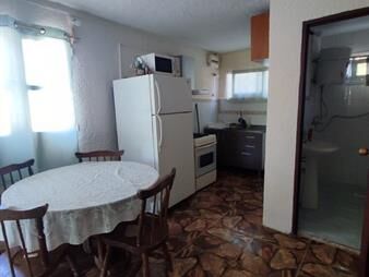 https://www.gallito.com.uy/alquiler-anual-2-dormitorios-con-parrillero-y-patio-inmuebles-26994522