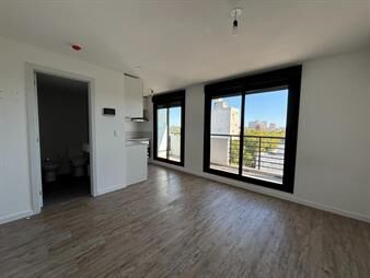 https://www.gallito.com.uy/diri-buxareo-y-rivera-monoambiente-excelente-pto-ccochera-inmuebles-26995805