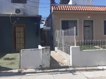 https://web5.gallito.com.uy/se-traspasa-alquiler-apto-2-dorm-1-baño-juan-saint-c-inmuebles-26875579