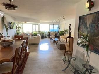 https://www.gallito.com.uy/venta-apartamento-3-dormitorios-punta-del-este-inmuebles-27027010