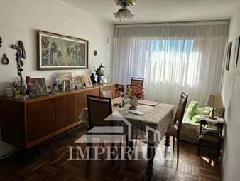 https://www.gallito.com.uy/venta-apartamento-2-dormitorios-en-centro-inmuebles-27033305