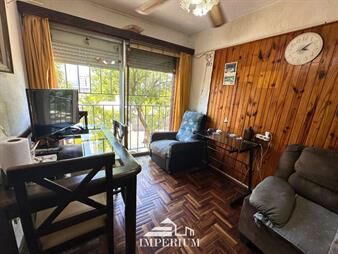 https://web5.gallito.com.uy/venta-apartamento-de-3-dormitorios-en-la-blanqueda-inmuebles-27043807