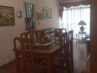 https://web5.gallito.com.uy/se-alquila-amplio-apto-con-garaje-en-pocitos-en-guayaqui-inmuebles-27124420