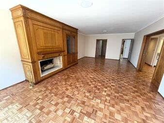 https://web5.gallito.com.uy/planta-con-vista-a-playa-pocitos-4-dormitorios-y-garaje-inmuebles-27129792