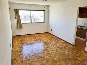 https://web5.gallito.com.uy/venta-apto-2-dorm-muy-luminoso-vista-despejada-tza-gje-inmuebles-27140019