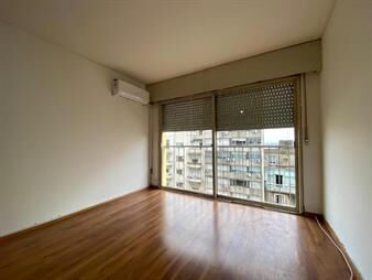 https://web5.gallito.com.uy/venta-impecable-apartamento-de-2-dormitorios-en-cordon-inmuebles-27143129