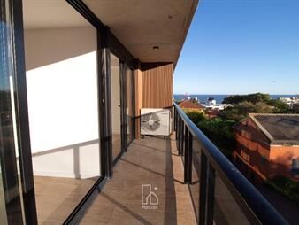 https://web5.gallito.com.uy/venta-apartamento-1-dormi-malvin-vista-abierta-garaje-inmuebles-27143499