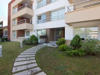https://web5.gallito.com.uy/moderno-apartamento-de-dos-domitorios-en-malvin-inmuebles-27149681