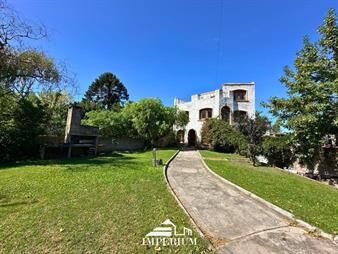 https://web5.gallito.com.uy/venta-hermosa-casa-en-dr-elias-regules-carrasco-norte-inmuebles-27155599