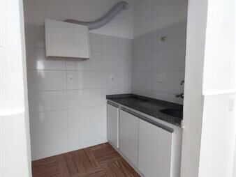 https://www.gallito.com.uy/alquiler-con-azotea-y-parrillero-de-uso-exclusivo-s21000-ac-inmuebles-27170020