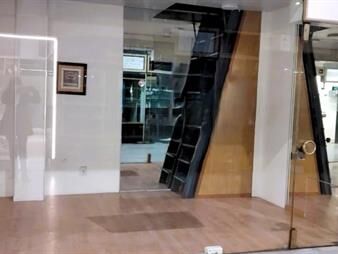 https://www.gallito.com.uy/local-en-galeria-cristal-alquiler-inmuebles-27235045
